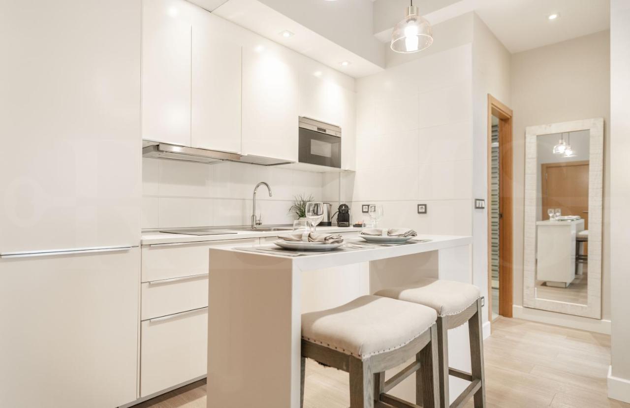 Cozy Apartment With Parking In The Center By Rems Málaga Exterior foto