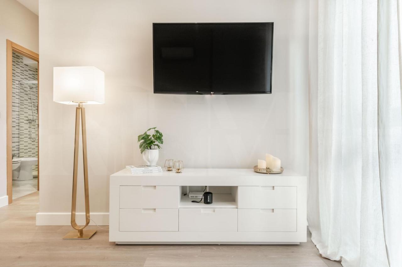 Cozy Apartment With Parking In The Center By Rems Málaga Exterior foto